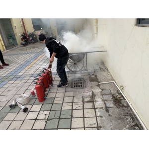 防范于未然，开展消防演练